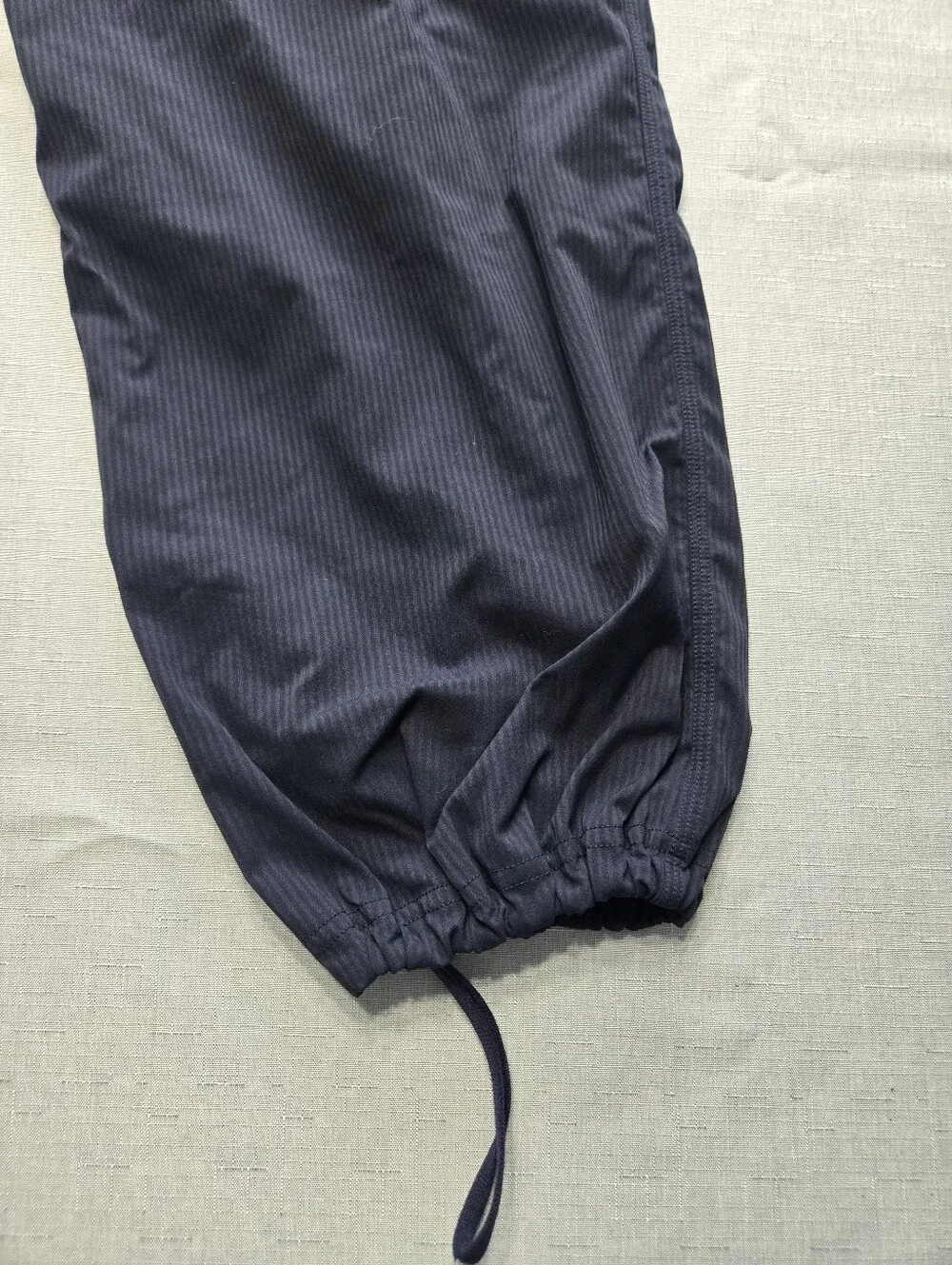 Lululemon Navy Lightweight Jogger Pants – Size 14 - Picture 7 of 9